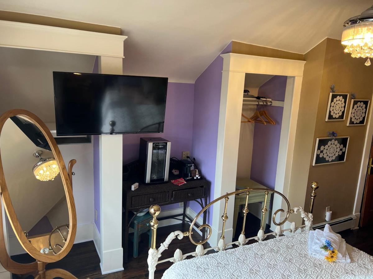 The Abriendo Inn